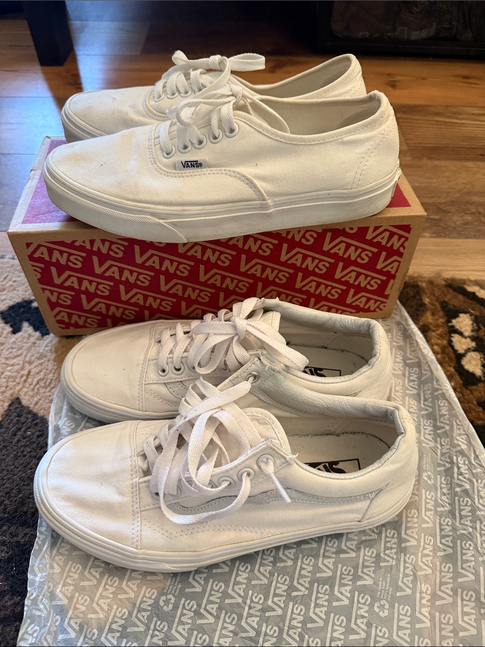 Vans White Low-Top Canvas Sneakers - Lace-Up Pair - Picture 3 of 5